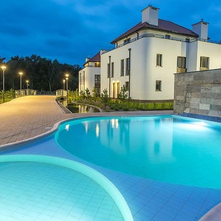 Apartament Baltica Z Ogrodkiem - W Ustronnym Miejscu Tuz Przy Plazy Rogowo  Eksteriør billede