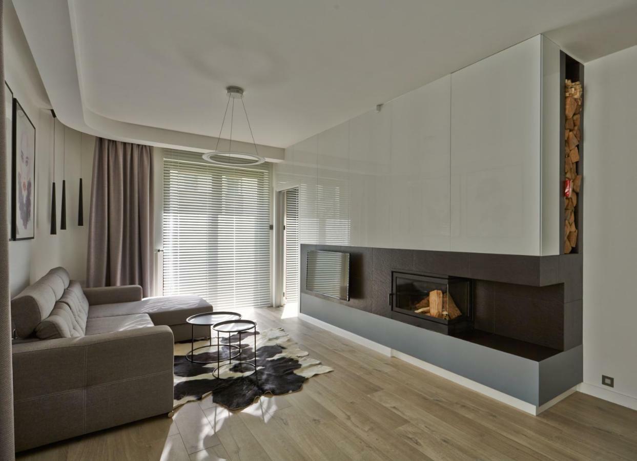 Apartament Baltica Z Ogrodkiem - W Ustronnym Miejscu Tuz Przy Plazy Rogowo  Eksteriør billede