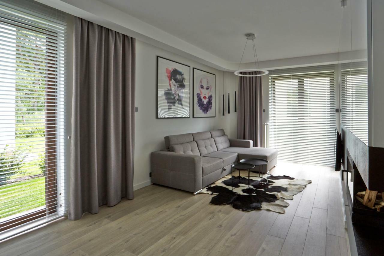 Apartament Baltica Z Ogrodkiem - W Ustronnym Miejscu Tuz Przy Plazy Rogowo  Eksteriør billede