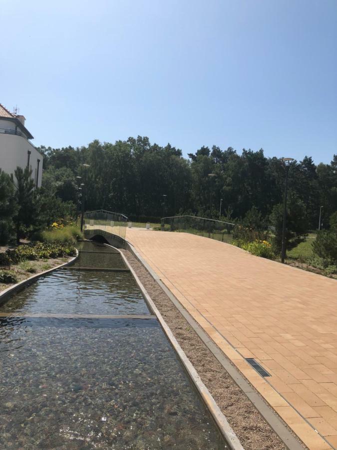 Apartament Baltica Z Ogrodkiem - W Ustronnym Miejscu Tuz Przy Plazy Rogowo  Eksteriør billede